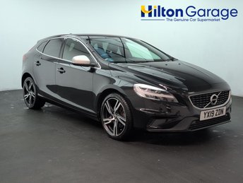 2019 VOLVO V40
