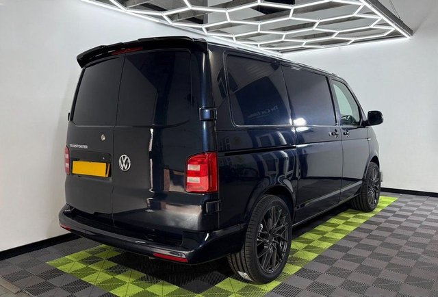 2018 VOLKSWAGEN TRANSPORTER - Photo 2