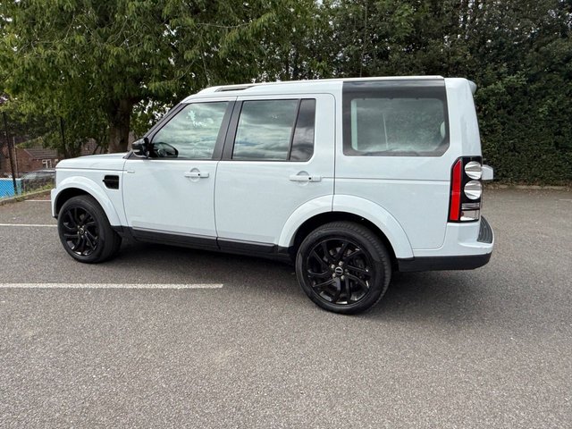 2016 Land Rover Discovery 4 3L Landmark 5dr - Photo 2