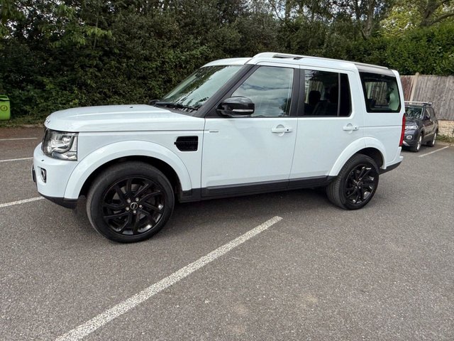 2016 Land Rover Discovery 4 3L Landmark 5dr - Photo 7