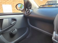 USED 2008 08 PEUGEOT 107 1.0 12V Urban Hatchback 5dr Petrol 2 Tronic Euro 4 (68 ps) 