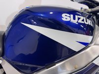 USED 2003 53 SUZUKI GSX-R600 K3 - NICE EXTRAS - ICONIC COLOURS COMES WITH NEW MOT AND WARRANTY