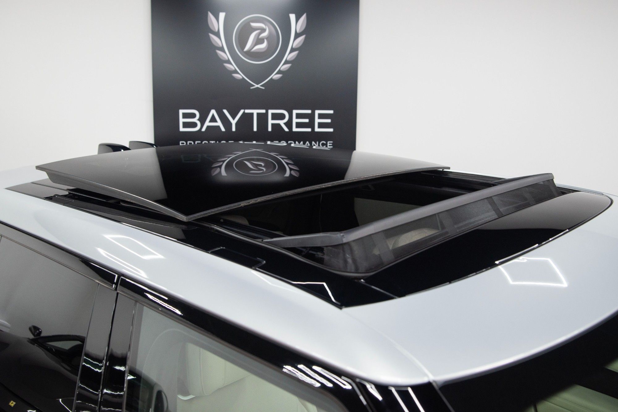 USED 2023 73 LAND ROVER RANGE ROVER 3.0 P400 MHEV Autobiography  
