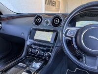 USED 2015 65 JAGUAR XJ 3.0d V6 Portfolio Saloon 4dr Diesel Auto Euro 6 (s/s) (300 ps) 