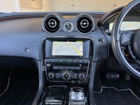 USED 2015 65 JAGUAR XJ 3.0d V6 Portfolio Saloon 4dr Diesel Auto Euro 6 (s/s) (300 ps) 