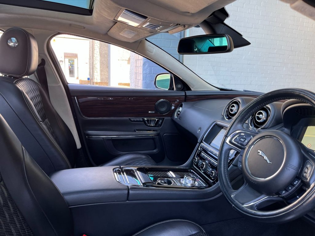 USED 2015 65 JAGUAR XJ 3.0d V6 Portfolio Saloon 4dr Diesel Auto Euro 6 (s/s) (300 ps) 