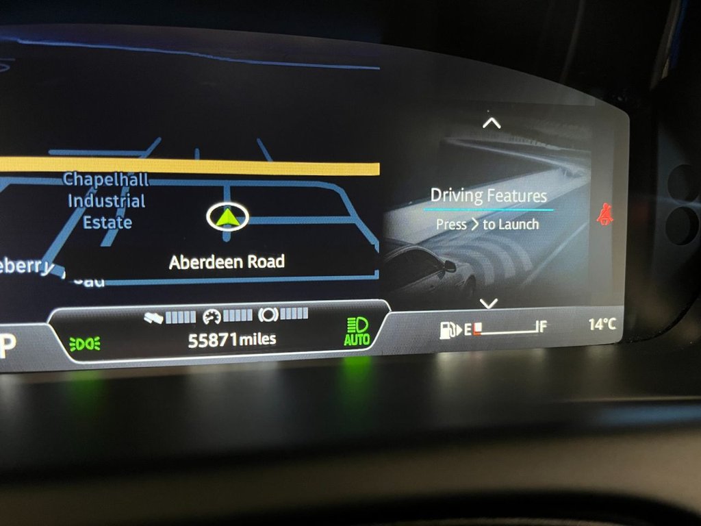 USED 2015 65 JAGUAR XJ 3.0d V6 Portfolio Saloon 4dr Diesel Auto Euro 6 (s/s) (300 ps) 