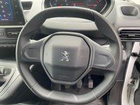 USED 2023 23 PEUGEOT PARTNER 1000 PROFESSIONAL PREMIUM L1 1.5 BLUE HDI 100PS High Specification Professional Premium Model, With Air Con, Media Screen, Dual Passenger Seat (3 Seater) Load Through Bulkhead & Ply Lined.