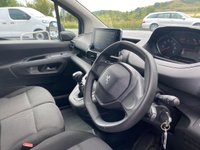 USED 2023 23 PEUGEOT PARTNER 1000 PROFESSIONAL PREMIUM L1 1.5 BLUE HDI 100PS High Specification Professional Premium Model, With Air Con, Media Screen, Dual Passenger Seat (3 Seater) Load Through Bulkhead & Ply Lined.