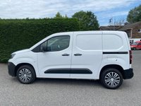 USED 2023 23 PEUGEOT PARTNER 1000 PROFESSIONAL PREMIUM L1 1.5 BLUE HDI 100PS High Specification Professional Premium Model, With Air Con, Media Screen, Dual Passenger Seat (3 Seater) Load Through Bulkhead & Ply Lined.