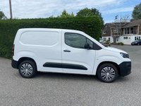 USED 2023 23 PEUGEOT PARTNER 1000 PROFESSIONAL PREMIUM L1 1.5 BLUE HDI 100PS High Specification Professional Premium Model, With Air Con, Media Screen, Dual Passenger Seat (3 Seater) Load Through Bulkhead & Ply Lined.
