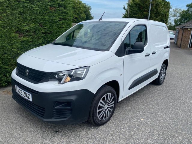 2023 PEUGEOT PARTNER - Photo 4