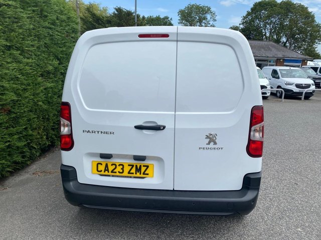 2023 PEUGEOT PARTNER - Photo 8