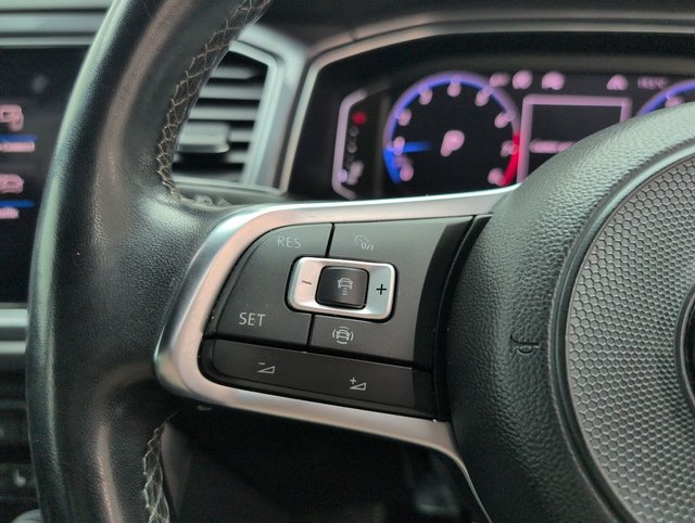 USED 2019 69 Volkswagen T-Roc 1.5 TSI Gpf Evo R-Line Suv 5dr Petrol DSg Euro 6 (s/S) (150 Ps) - Sat Nav + Climate Control