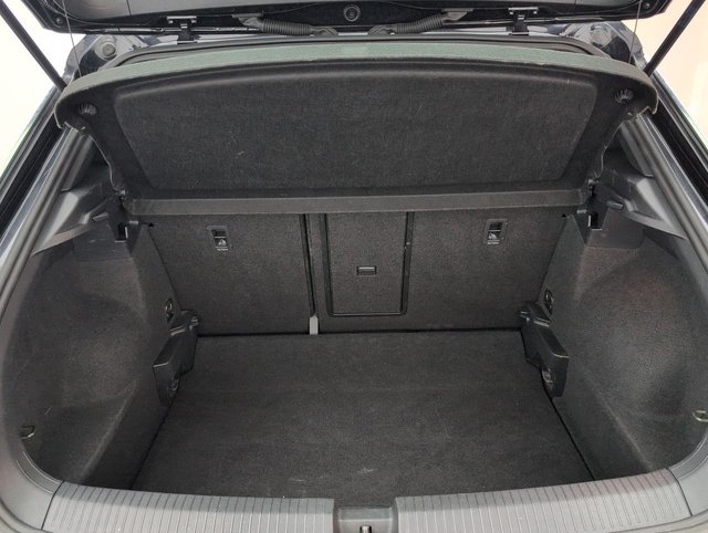 USED 2019 69 Volkswagen T-Roc 1.5 TSI Gpf Evo R-Line Suv 5dr Petrol DSg Euro 6 (s/S) (150 Ps) - Sat Nav + Climate Control