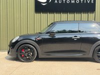 USED 2015 15 MINI HATCH 2.0 John Cooper Works Hatchback 3dr Petrol Auto Euro 6 (s/s) (231 ps) CHILI & MEDIA PACK HEADS UP