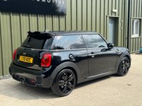 USED 2015 15 MINI HATCH 2.0 John Cooper Works Hatchback 3dr Petrol Auto Euro 6 (s/s) (231 ps) CHILI & MEDIA PACK HEADS UP