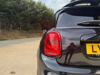 USED 2015 15 MINI HATCH 2.0 John Cooper Works Hatchback 3dr Petrol Auto Euro 6 (s/s) (231 ps) CHILI & MEDIA PACK HEADS UP