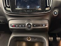 USED 2020 70 VOLVO XC40 1.5 T3 R-Design SUV 5dr Petrol Manual Euro 6 (s/s) (163 ps)+1 OWNER FROM NEW+2 KEYS+FSH+MEDIA+BLUETOOTH+NAVIGATION+PARK CONTROL+PRIVACY+HALF LEATHER SEATS+18 INCH ALLOYS 2 KEYS+1 OWNER FROM NEW+FSH+HALF LEATHER SEATS+18" ALLOYS+MEDIA+BLUETOOTH+PRIVACY+CLIMATE+NAV+BLUETOOTH+USB+AUX+DAB+PARKING SENSORS+CRUISE+HPI CLEAR