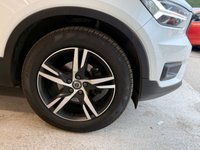 USED 2020 70 VOLVO XC40 1.5 T3 R-Design SUV 5dr Petrol Manual Euro 6 (s/s) (163 ps)+1 OWNER FROM NEW+2 KEYS+FSH+MEDIA+BLUETOOTH+NAVIGATION+PARK CONTROL+PRIVACY+HALF LEATHER SEATS+18 INCH ALLOYS 2 KEYS+1 OWNER FROM NEW+FSH+HALF LEATHER SEATS+18" ALLOYS+MEDIA+BLUETOOTH+PRIVACY+CLIMATE+NAV+BLUETOOTH+USB+AUX+DAB+PARKING SENSORS+CRUISE+HPI CLEAR