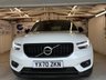 USED 2020 70 VOLVO XC40 1.5 T3 R-Design SUV 5dr Petrol Manual Euro 6 (s/s) (163 ps)+1 OWNER FROM NEW+2 KEYS+FSH+MEDIA+BLUETOOTH+NAVIGATION+PARK CONTROL+PRIVACY+HALF LEATHER SEATS+18 INCH ALLOYS 2 KEYS+1 OWNER FROM NEW+FSH+HALF LEATHER SEATS+18" ALLOYS+MEDIA+BLUETOOTH+PRIVACY+CLIMATE+NAV+BLUETOOTH+USB+AUX+DAB+PARKING SENSORS+CRUISE+HPI CLEAR