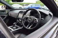 USED 2019 19 JAGUAR XE 2.0 P250i R-Dynamic SE Saloon 4dr Petrol Auto Euro 6 (s/s) (250 ps) PAN ROOF / BLACK PACK / MATRIX