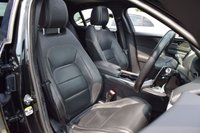 USED 2019 19 JAGUAR XE 2.0 P250i R-Dynamic SE Saloon 4dr Petrol Auto Euro 6 (s/s) (250 ps) PAN ROOF / BLACK PACK / MATRIX