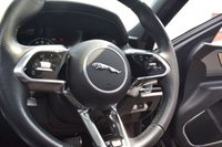 USED 2019 19 JAGUAR XE 2.0 P250i R-Dynamic SE Saloon 4dr Petrol Auto Euro 6 (s/s) (250 ps) PAN ROOF / BLACK PACK / MATRIX