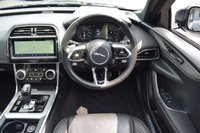 USED 2019 19 JAGUAR XE 2.0 P250i R-Dynamic SE Saloon 4dr Petrol Auto Euro 6 (s/s) (250 ps) PAN ROOF / BLACK PACK / MATRIX