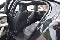 USED 2019 19 JAGUAR XE 2.0 P250i R-Dynamic SE Saloon 4dr Petrol Auto Euro 6 (s/s) (250 ps) PAN ROOF / BLACK PACK / MATRIX