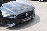 USED 2019 19 JAGUAR XE 2.0 P250i R-Dynamic SE Saloon 4dr Petrol Auto Euro 6 (s/s) (250 ps) PAN ROOF / BLACK PACK / MATRIX