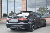USED 2019 19 JAGUAR XE 2.0 P250i R-Dynamic SE Saloon 4dr Petrol Auto Euro 6 (s/s) (250 ps) PAN ROOF / BLACK PACK / MATRIX