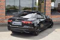 USED 2019 19 JAGUAR XE 2.0 P250i R-Dynamic SE Saloon 4dr Petrol Auto Euro 6 (s/s) (250 ps) PAN ROOF / BLACK PACK / MATRIX