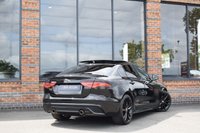 USED 2019 19 JAGUAR XE 2.0 P250i R-Dynamic SE Saloon 4dr Petrol Auto Euro 6 (s/s) (250 ps) PAN ROOF / BLACK PACK / MATRIX