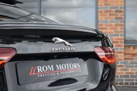 USED 2019 19 JAGUAR XE 2.0 P250i R-Dynamic SE Saloon 4dr Petrol Auto Euro 6 (s/s) (250 ps) PAN ROOF / BLACK PACK / MATRIX