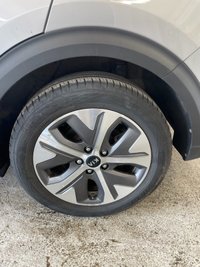 USED 2021 21 KIA NIRO 64kWh 4+ SUV 5dr Electric Auto (201 bhp)+1 OWNER FROM NEW+SUNROOF+LEATHER SEATS+DIGITAL DASH+MEDIA+NAVIGATION+BLUETOOTH+CLIMATE+PRIVACY 1 OWNER FROM NEW+DIGITAL DASH+FULL LEATHER SEATS+PARK CONTROL+NAV+PRIVACY+SUNROOF+CLIMATE+BLUETOOTH+MEDIA+USB+AUX+DAB+ALLOYS+CRUISE+HEATED SEATS+HPI CLEAR