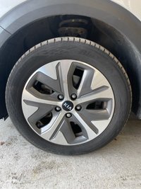 USED 2021 21 KIA NIRO 64kWh 4+ SUV 5dr Electric Auto (201 bhp)+1 OWNER FROM NEW+SUNROOF+LEATHER SEATS+DIGITAL DASH+MEDIA+NAVIGATION+BLUETOOTH+CLIMATE+PRIVACY 1 OWNER FROM NEW+DIGITAL DASH+FULL LEATHER SEATS+PARK CONTROL+NAV+PRIVACY+SUNROOF+CLIMATE+BLUETOOTH+MEDIA+USB+AUX+DAB+ALLOYS+CRUISE+HEATED SEATS+HPI CLEAR