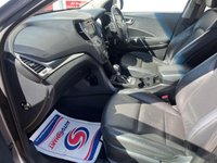 USED 2015 65 HYUNDAI SANTA FE 2.2 CRDi Premium SUV 5dr Diesel Manual 4WD Euro 5 (7 seat) (194 bhp) 