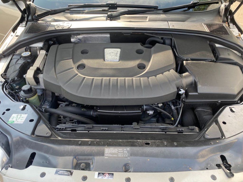 USED 2014 14 VOLVO V70 2.4 D5 SE Lux Estate 5dr Diesel Geartronic Euro 5 (215 ps) DRIVERS SUPPORT PACK / FAMILY PACK