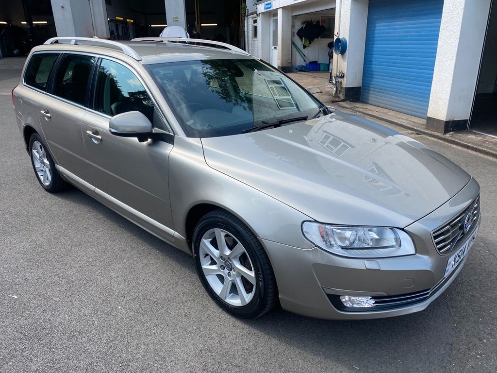 USED 2014 14 VOLVO V70 2.4 D5 SE Lux Estate 5dr Diesel Geartronic Euro 5 (215 ps) DRIVERS SUPPORT PACK / FAMILY PACK