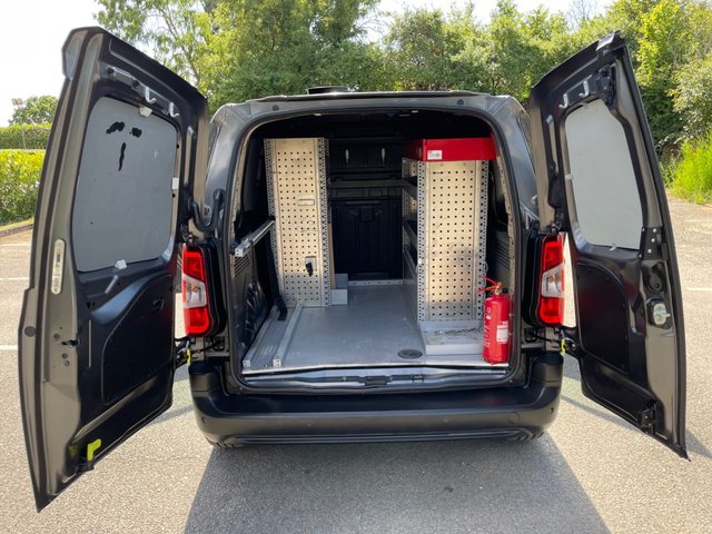 2020 Peugeot Partner 1.5L Professional 5dr - Photo 3