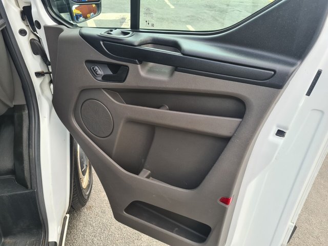 2021 Ford Transit Custom 2L Leader 5dr - Photo 10
