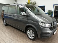 USED 2021 21 VOLKSWAGEN TRANSPORTER SHUTTLE 2.0 TDI SE Minibus Double Cab 5dr Diesel DSG LWB Euro 6 (s/s) (150 ps) 8 SEAT ANDROID APPLE CARPLAY AIR CON CRUISE CONTROL PARKING SENSORS 1 OWNER EXCELLENT SERVICE HISTORY WARRANTY