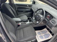 USED 2010 60 FORD FOCUS 1.6 Titanium Hatchback 5dr Petrol Manual (159 g/km, 99 bhp) FULL FORD SERVICE HISTORY