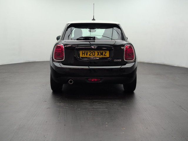 USED 2020 20 MINI Hatch 1.5 Cooper Classic Hatchback 5dr Petrol Steptronic Euro 6 (s/S) (136 Ps) - Sensors, Air Con, Bluetooth