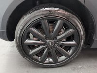 USED 2020 20 MINI Hatch 1.5 Cooper Classic Hatchback 5dr Petrol Steptronic Euro 6 (s/S) (136 Ps) - Sensors, Air Con, Bluetooth