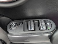 USED 2020 20 MINI Hatch 1.5 Cooper Classic Hatchback 5dr Petrol Steptronic Euro 6 (s/S) (136 Ps) - Sensors, Air Con, Bluetooth