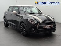 USED 2020 20 MINI Hatch 1.5 Cooper Classic Hatchback 5dr Petrol Steptronic Euro 6 (s/S) (136 Ps) - Sensors, Air Con, Bluetooth