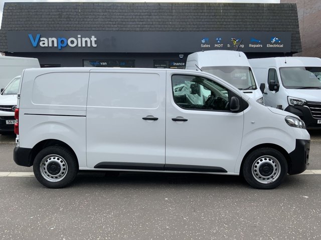 2022 Vauxhall Vivaro 2L Dynamic 6dr - Photo 8