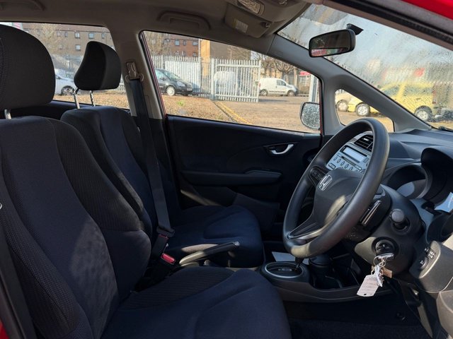 2012 HONDA JAZZ - Photo 8